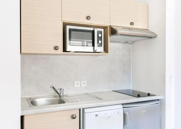 Plein Sud By Popinns * Allos